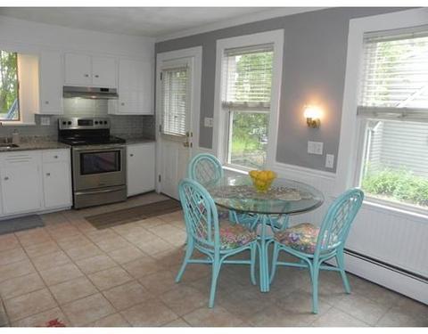 33 Centre St, Danvers, MA 01923 photo 6