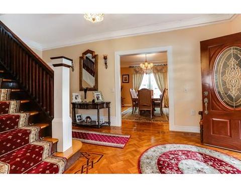 14 Lenox St, Worcester, MA 01602 photo 5