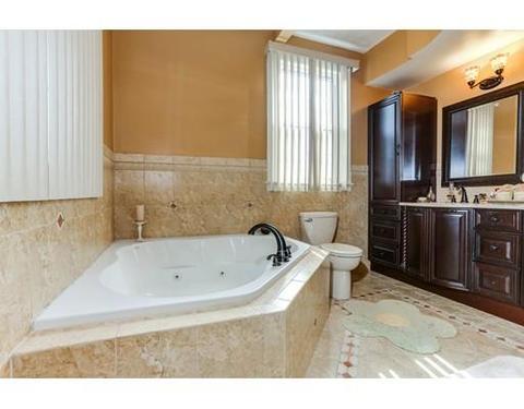 14 Lenox St, Worcester, MA 01602 photo 21