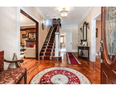 14 Lenox St, Worcester, MA 01602 photo 3