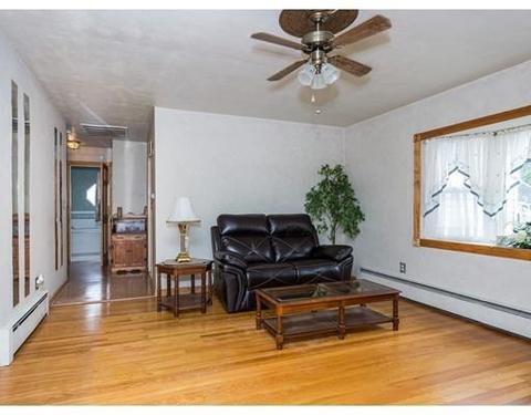 66 Beech St, Chicopee, MA 01020 photo 9