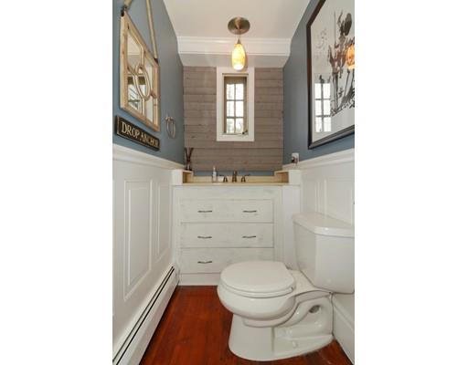 35 Cherry St, Danvers, MA 01923 photo 15
