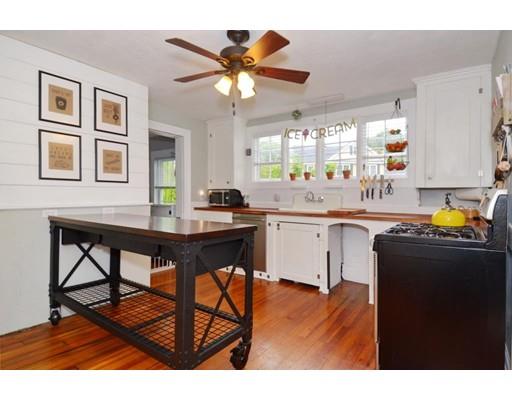 35 Cherry St, Danvers, MA 01923 photo 10