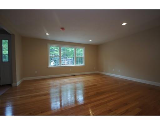 9 Sandra Cir, Mendon, MA 01756 photo 7