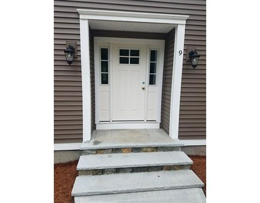 9 Sandra Cir, Mendon, MA 01756 photo 2