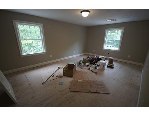 9 Sandra Cir, Mendon, MA 01756 photo 18