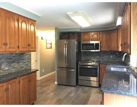 157 Manning St, Chicopee, MA 01020 photo 11