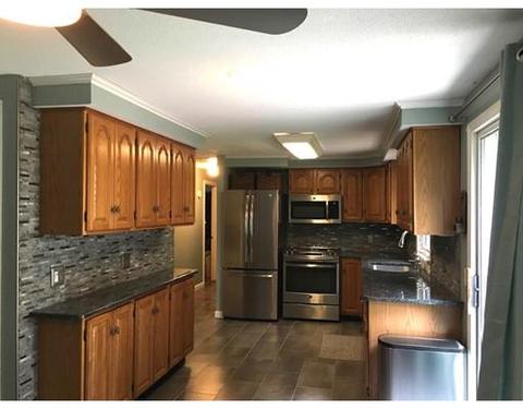 157 Manning St, Chicopee, MA 01020 photo 12