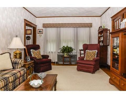 41 Avery St, Dedham, MA 02026 photo 4