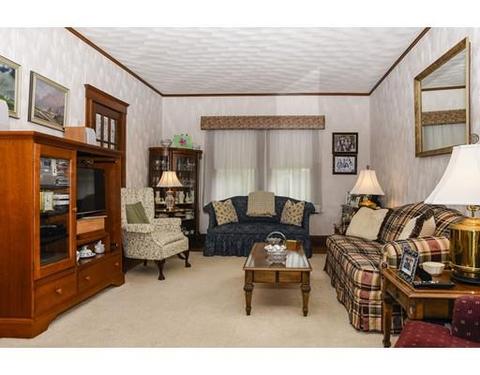 41 Avery St, Dedham, MA 02026 photo 3