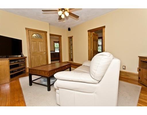 155 Salem St, Reading, MA 01867 photo 5