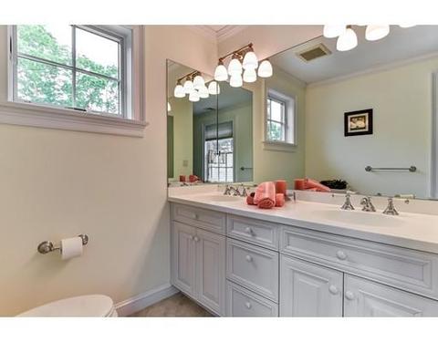 10 Stonecrest Dr, Needham, MA 02492 photo 19