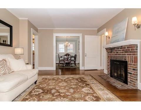 40 Laurel Dr, Needham, MA 02492 photo 2