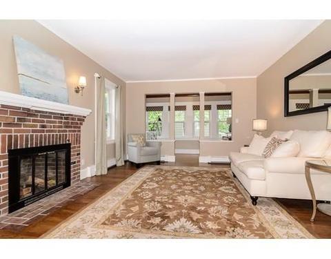 40 Laurel Dr, Needham, MA 02492 photo 4