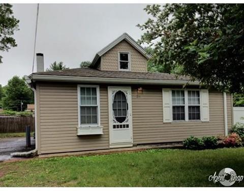 249 Parkerview St, Springfield, MA 01129 photo 3