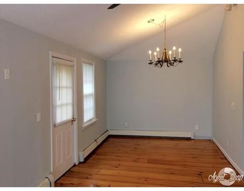 249 Parkerview St, Springfield, MA 01129 photo 11