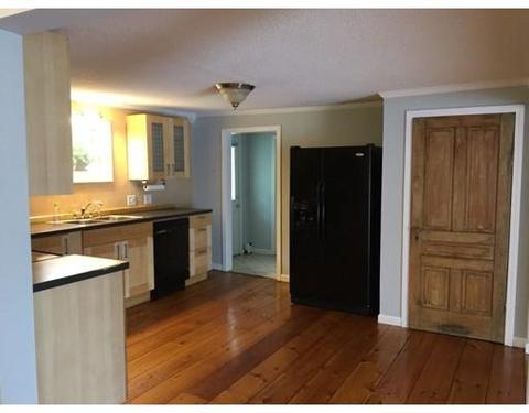 249 Parkerview St, Springfield, MA 01129 photo 9