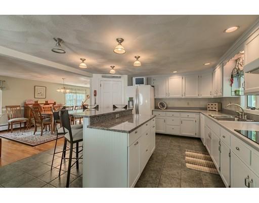 8 Spring St, Danvers, MA 01923 photo 10
