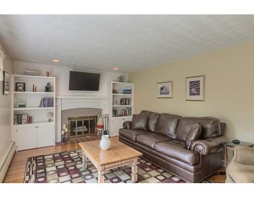 8 Spring St, Danvers, MA 01923 photo 7