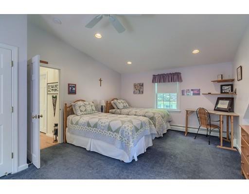 8 Spring St, Danvers, MA 01923 photo 19