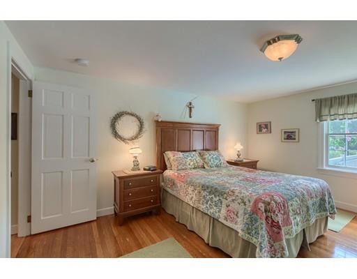 8 Spring St, Danvers, MA 01923 photo 15