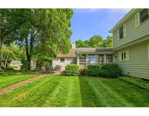 8 Spring St, Danvers, MA 01923 photo 5