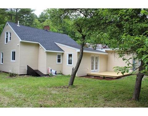 48 Cedar St, Sturbridge, MA 01566 photo 3
