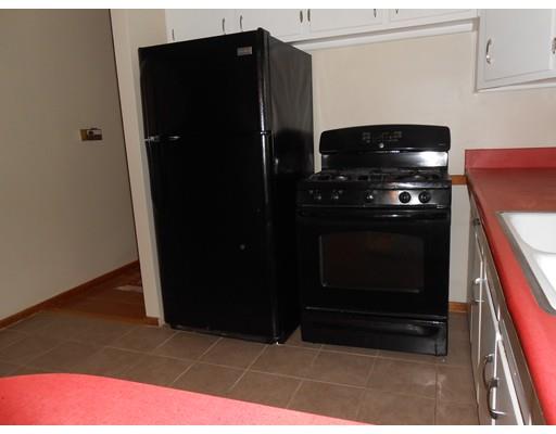 16 Varney St, Springfield, MA 01108 photo 6