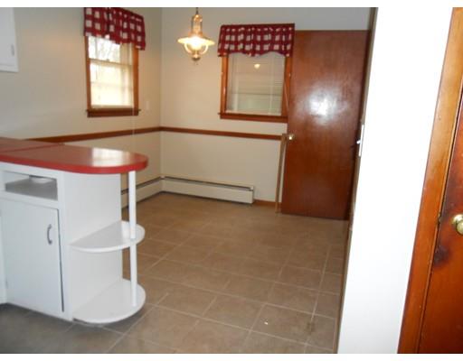 16 Varney St, Springfield, MA 01108 photo 4