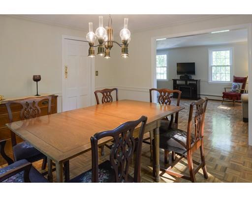 4 Thaxton Rd, Beverly, MA 01915 photo 8