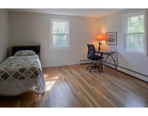 4 Thaxton Rd, Beverly, MA 01915 photo 15