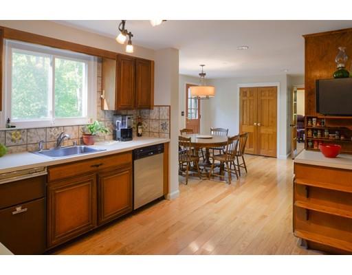 4 Thaxton Rd, Beverly, MA 01915 photo 12
