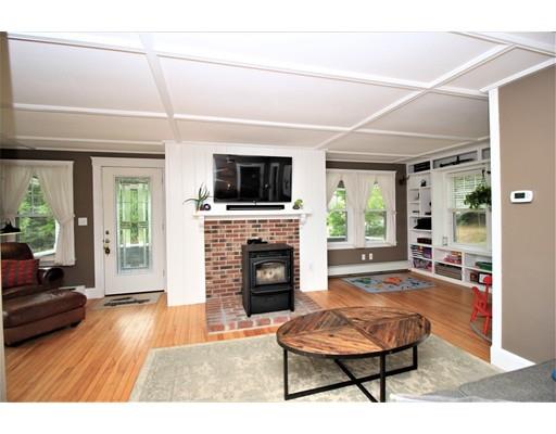 24 Maple Ave, Atkinson, NH 03811 photo 4