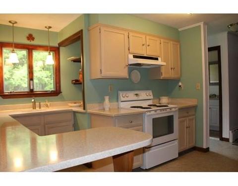 651 Old Coldbrook Rd, Barre, MA 01005 photo 9