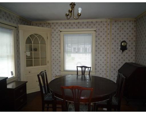 12 Acacia St, Fall River, MA 02720 photo 5