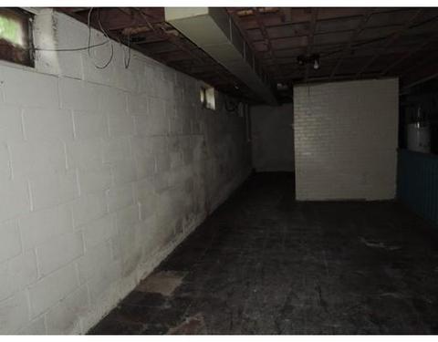 14 Weaver Rd, Springfield, MA 01107 photo 17