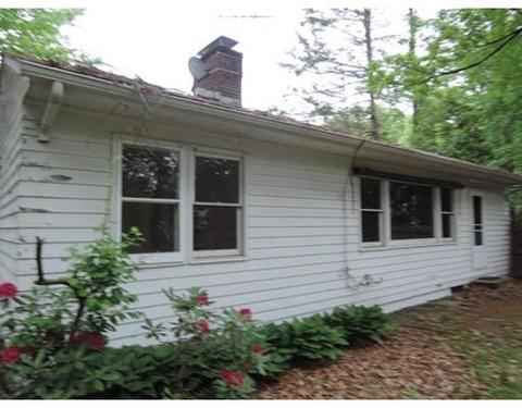 14 Weaver Rd, Springfield, MA 01107 photo 4