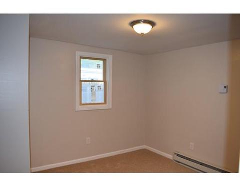 55 Groton St, Springfield, MA 01129 photo 15