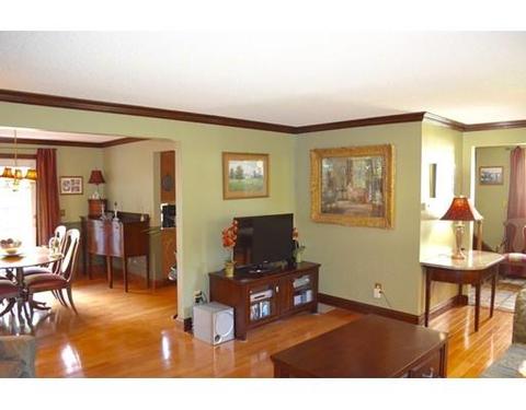 100 Benz St, Springfield, MA 01118 photo 12