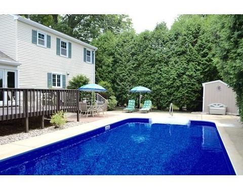 100 Benz St, Springfield, MA 01118 photo 6