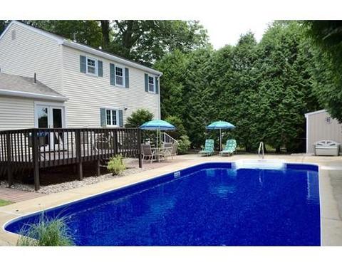100 Benz St, Springfield, MA 01118 photo 7