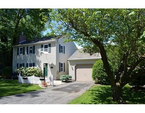 100 Benz St, Springfield, MA 01118 photo 2