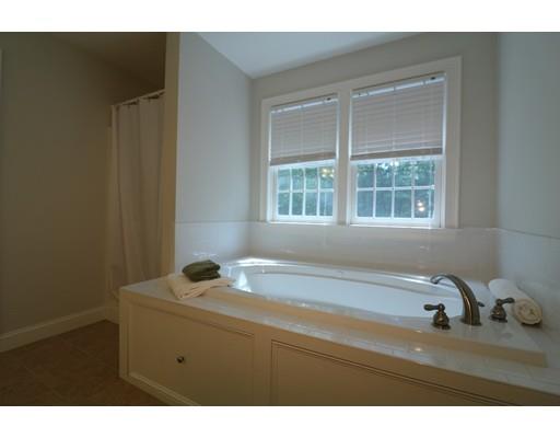 9 Fox Ct, Stow, MA 01775 photo 12