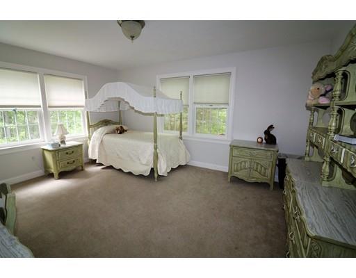 9 Fox Ct, Stow, MA 01775 photo 11