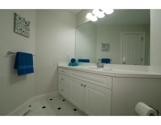 9 Fox Ct, Stow, MA 01775 photo 14
