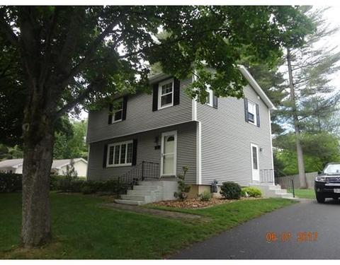 81 Calley St, Springfield, MA 01129 photo 2