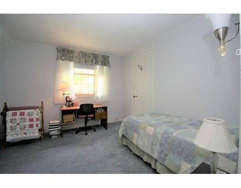 18 Centre St, Danvers, MA 01923 photo 18