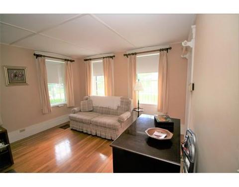 18 Centre St, Danvers, MA 01923 photo 10