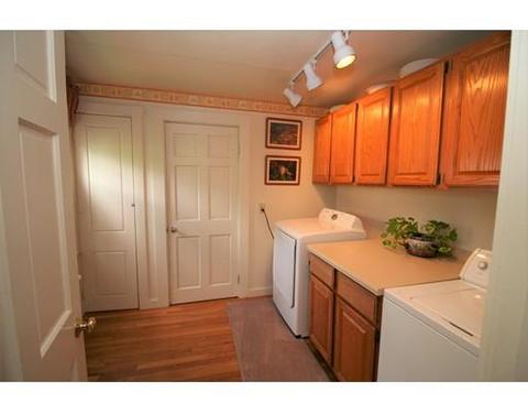 18 Centre St, Danvers, MA 01923 photo 11