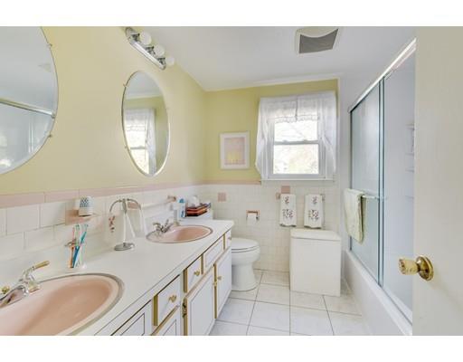 10 Wayne Ave, Braintree, MA 02184 photo 8